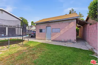 966 Worcester Ave, Pasadena, CA 91104 - Photo 57