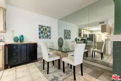521 Montana Ave #103, Santa Monica, CA 90403 - Photo 13