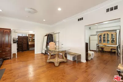 826 Crenshaw Blvd, Los Angeles, CA 90005 - Photo 7