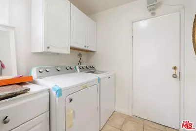 826 Crenshaw Blvd, Los Angeles, CA 90005 - Photo 11