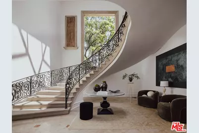3364 Clerendon Rd, Beverly Hills, CA 90210 - Photo 3