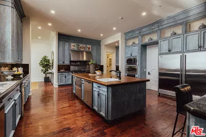 3364 Clerendon Rd, Beverly Hills, CA 90210 - Photo 11