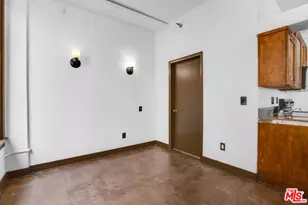 215 W 7th St, Los Angeles, CA 90014 - Photo 17