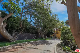 7107 Birdview Ave, Malibu, CA 90265 - Photo 55