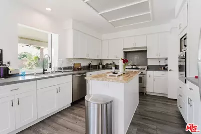 42665 Tempo Dr, Lancaster, CA 93536 - Photo 9