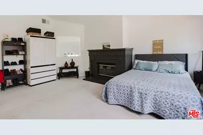 42665 Tempo Dr, Lancaster, CA 93536 - Photo 17