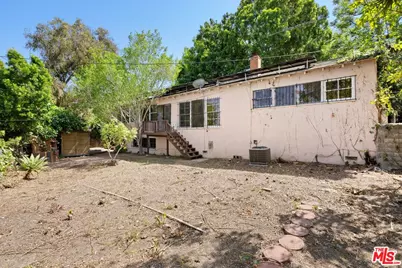 9149 Hillsboro Dr, Los Angeles, CA 90034 - Photo 13