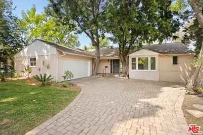 9149 Hillsboro Dr, Los Angeles, CA 90034 - Photo 1