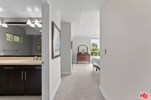 5525 W Olympic Blvd, Los Angeles, CA 90036 - Photo 15