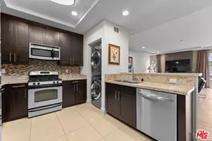 5525 W Olympic Blvd, Los Angeles, CA 90036 - Photo 9