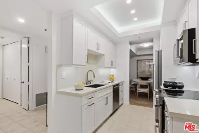 2112 Century Park Ln #107, Los Angeles, CA 90067 - Photo 21