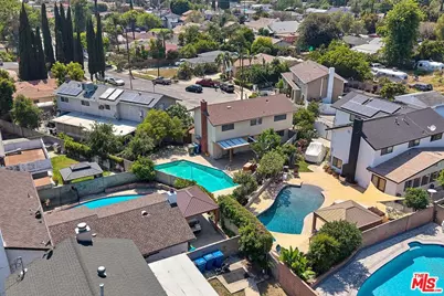 13260 Winfield St, Panorama City, CA 91402 - Photo 7