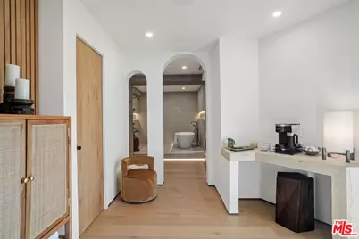 7135 Hollywood Blvd #Phw, Los Angeles, CA 90046 - Photo 17
