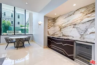 10724 Wilshire Blvd #611, Los Angeles, CA 90024 - Photo 19