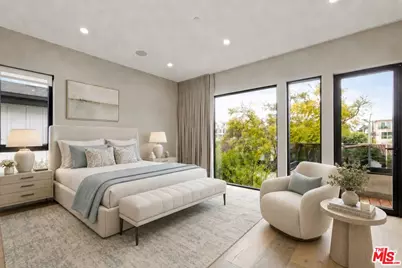 738 N Harper Ave, Los Angeles, CA 90046 - Photo 39