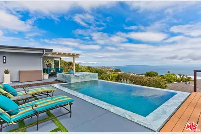 1334 Charmel Pl, Pacific Palisades, CA 90272 - Photo 35