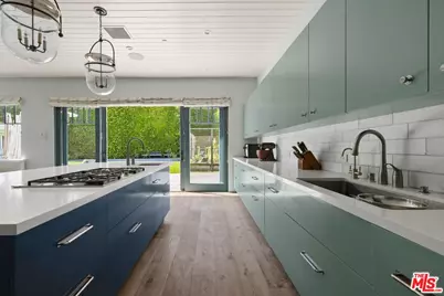 521 Amalfi Dr, Pacific Palisades, CA 90272 - Photo 9