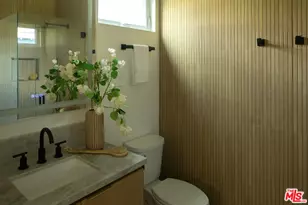2101 Yosemite Dr, Los Angeles, CA 90041 - Photo 17