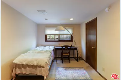 4152 Falling Leaf Dr, Encino, CA 91316 - Photo 37