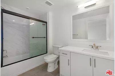 1832 S Barrington Ave #401, Los Angeles, CA 90025 - Photo 17