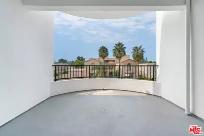 1832 S Barrington Ave #401, Los Angeles, CA 90025 - Photo 7