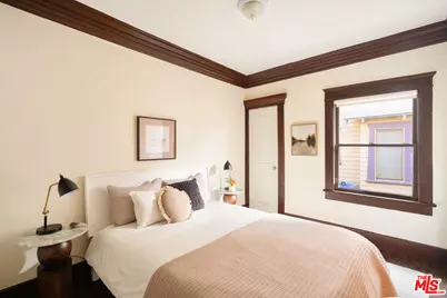 2345 W 30th St, Los Angeles, CA 90018 - Photo 29