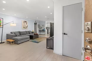 12801 Moorpark St, Studio City, CA 91604 - Photo 25