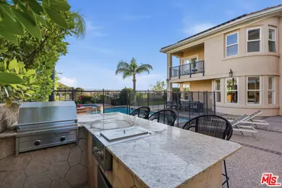 20274 Via Medici, Porter Ranch, CA 91326 - Photo 45