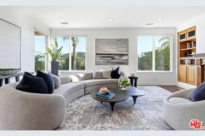 20274 Via Medici, Porter Ranch, CA 91326 - Photo 13