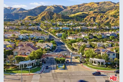20274 Via Medici, Porter Ranch, CA 91326 - Photo 51