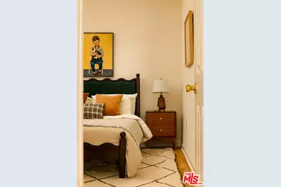 6071 Delphi St, Los Angeles, CA 90042 - Photo 13