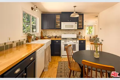 6071 Delphi St, Los Angeles, CA 90042 - Photo 9