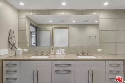 865 Comstock Ave #16F, Los Angeles, CA 90024 - Photo 13