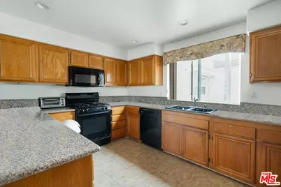 7307 Hannum Ave, Culver City, CA 90230 - Photo 13