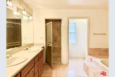 1137 Eagle Vista Dr, Los Angeles, CA 90041 - Photo 25