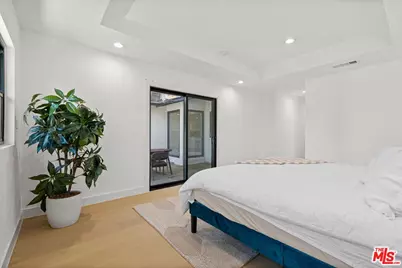 5253 Buffalo Ave, Sherman Oaks, CA 91401 - Photo 17