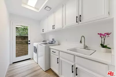 2211 Pebble Beach Trl, Oxnard, CA 93036 - Photo 19