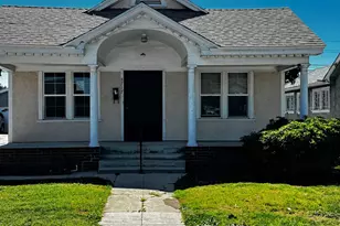 5717 4th Ave, Los Angeles, CA 90043 - Photo 1