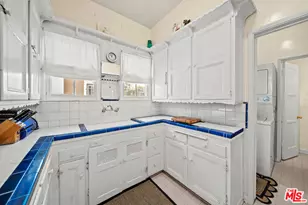 6361 Orange St, Los Angeles, CA 90048 - Photo 9