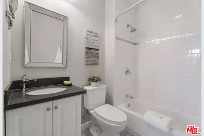 4804 Mascot St, Los Angeles, CA 90019 - Photo 19