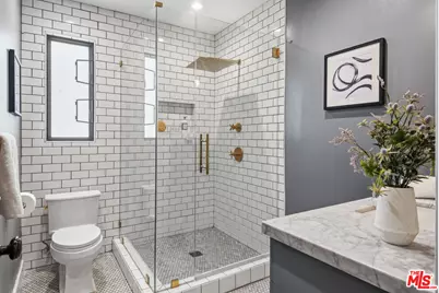 429 N Arden Blvd, Los Angeles, CA 90004 - Photo 21