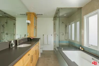 3823 Cody Rd, Sherman Oaks, CA 91403 - Photo 23