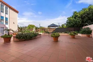 2045 4th St, Santa Monica, CA 90405 - Photo 43
