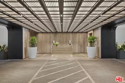 9200 Wilshire Blvd #502E, Beverly Hills, CA 90212 - Photo 13