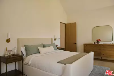 7841 Stewart Ave, Los Angeles, CA 90045 - Photo 19