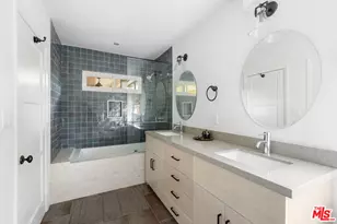 11940 Westminster Ave, Los Angeles, CA 90066 - Photo 33