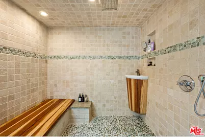 11940 Westminster Ave, Los Angeles, CA 90066 - Photo 27