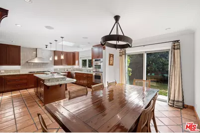 11940 Westminster Ave, Los Angeles, CA 90066 - Photo 15