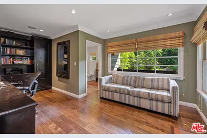 11940 Westminster Ave, Los Angeles, CA 90066 - Photo 35
