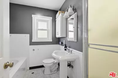 12495 Culver Blvd, Los Angeles, CA 90066 - Photo 19